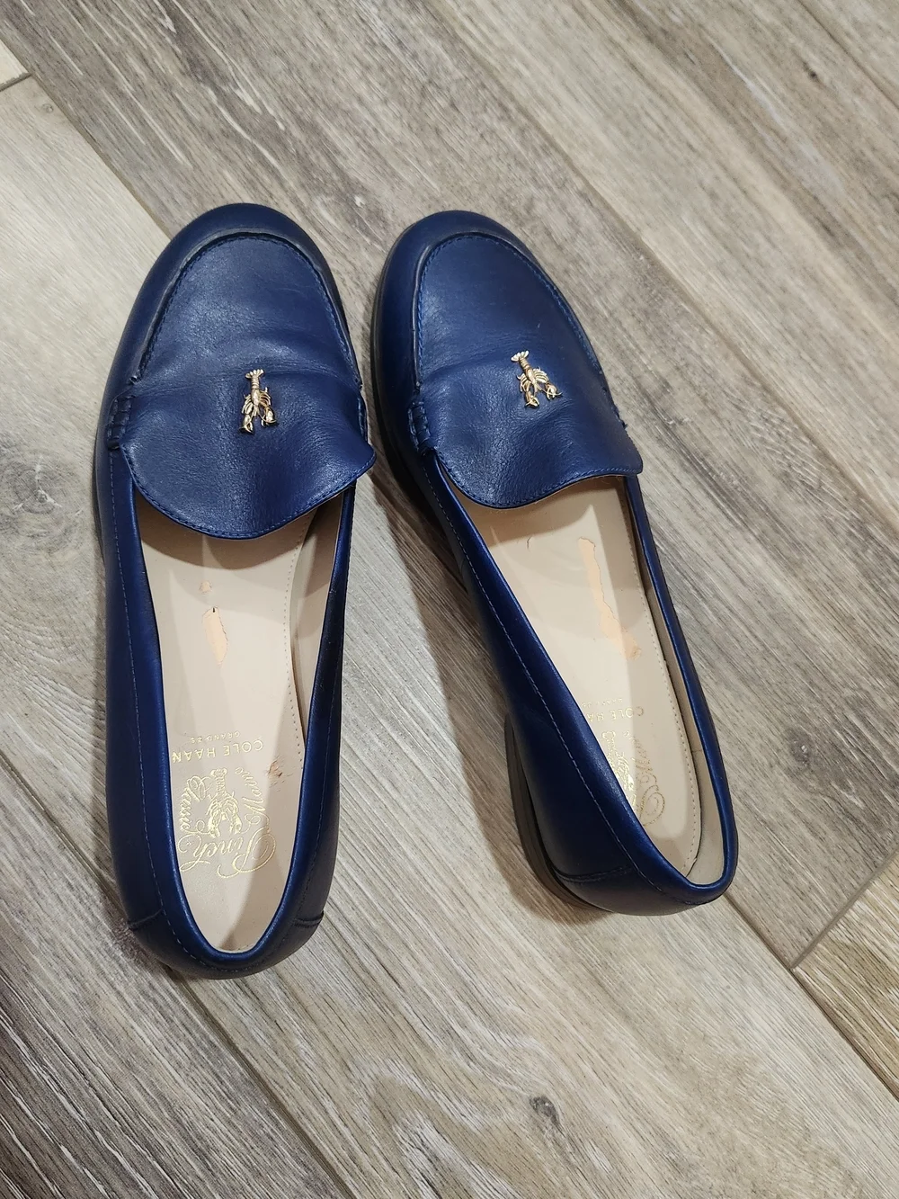 Cole Haan Navy Pinch Lobster Leather Loafers with Gold Emblem Size 6 - Picture 3 of 14